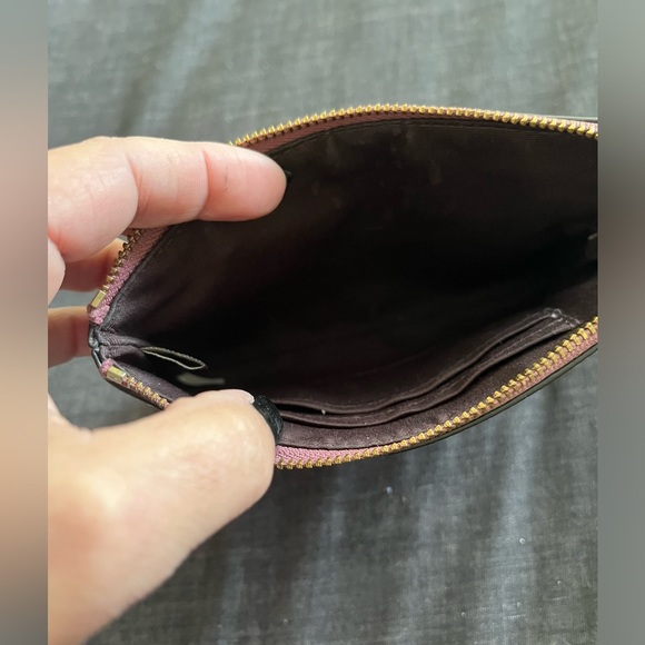 EUC COACH LEATHER WRISTLET ⭐️⭐️ - Picture 3 of 3